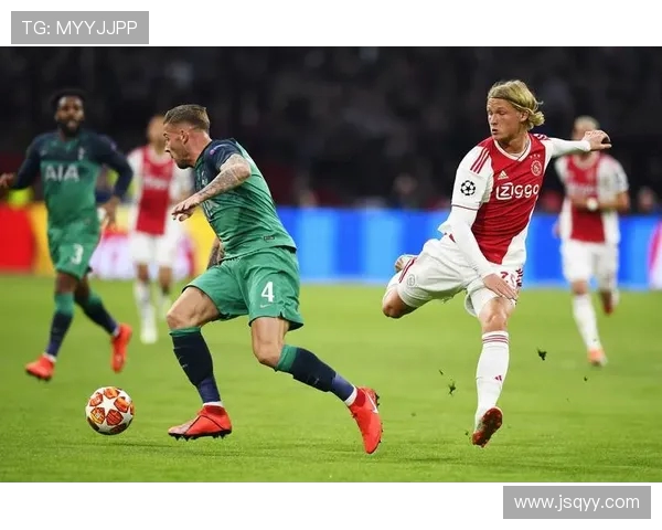 阿贾克斯与奥尔良激战正酣谁能在这场对决中笑到最后